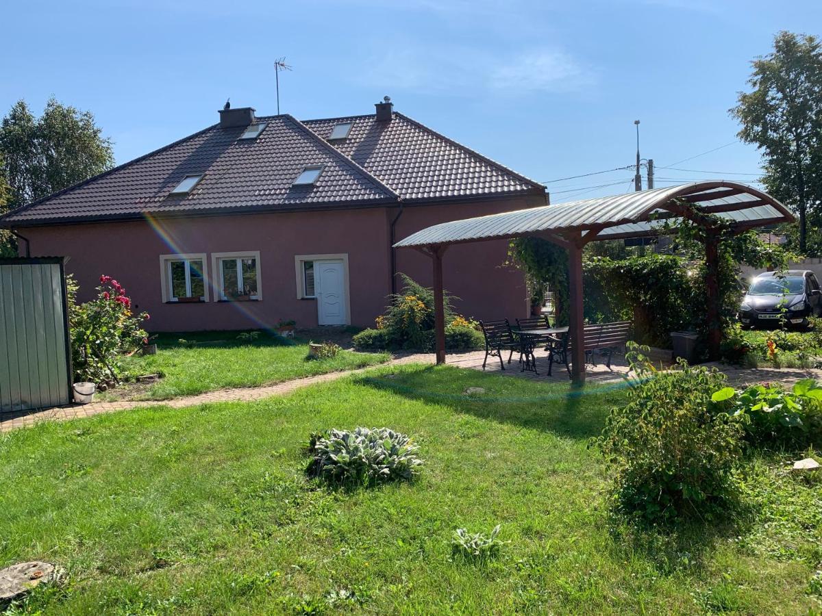 Medison Family Boutique B&B Kielce Bagian luar foto