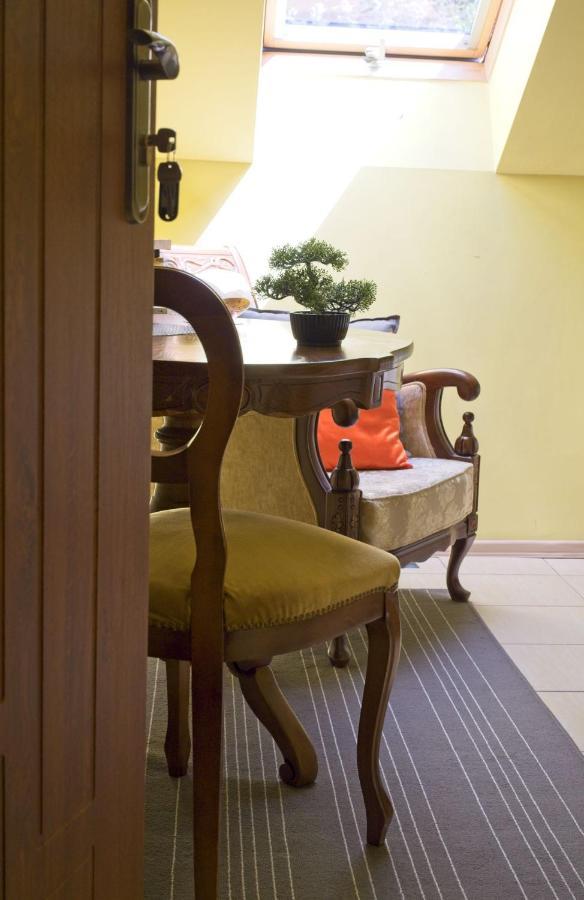 Medison Family Boutique B&B Kielce Bagian luar foto