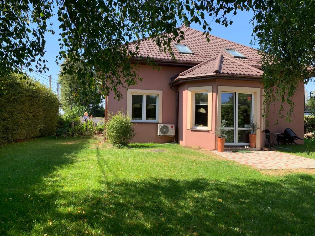 Medison Family Boutique B&B Kielce Bagian luar foto
