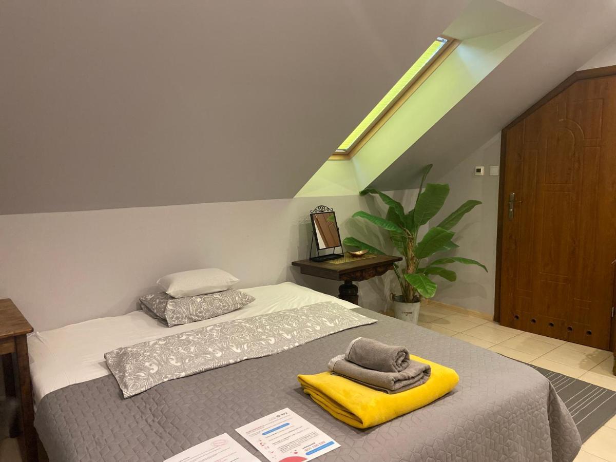Medison Family Boutique B&B Kielce Bagian luar foto